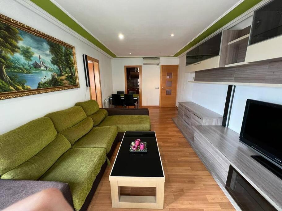 Cozy For 7 People - Port Aventura Apartment *