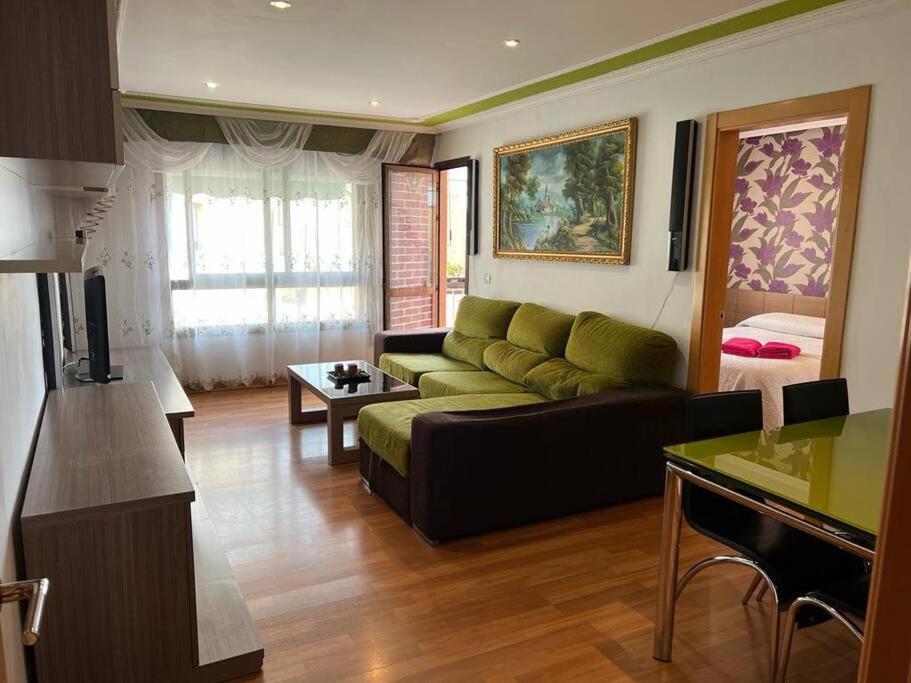 Cozy For 7 People - Port Aventura Apartment