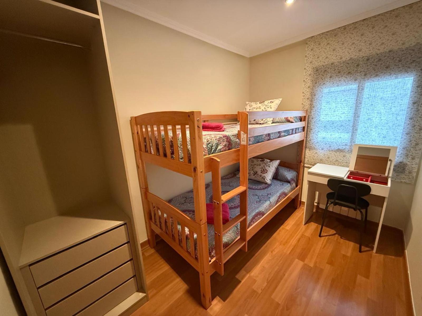 Cozy For 7 People - Port Aventura *